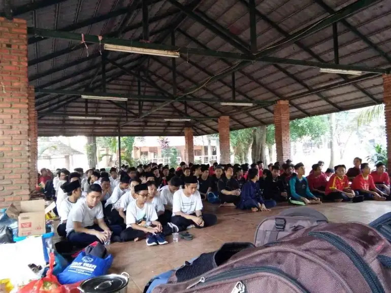 Cerita Inspiratif Muhammad Afifi Romadhoni dan Gerakan Pesantren Sehat